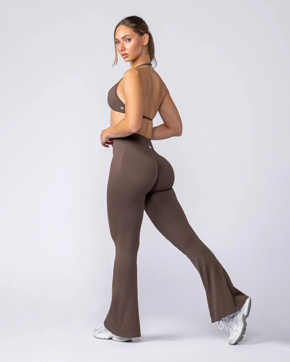INFIT® - PUSH UP FLARE LEGGINGS